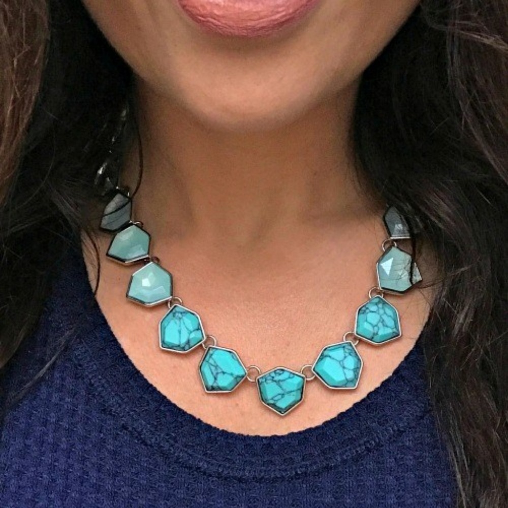 Mo'orea Turquoise Set - Picture 2 of 3